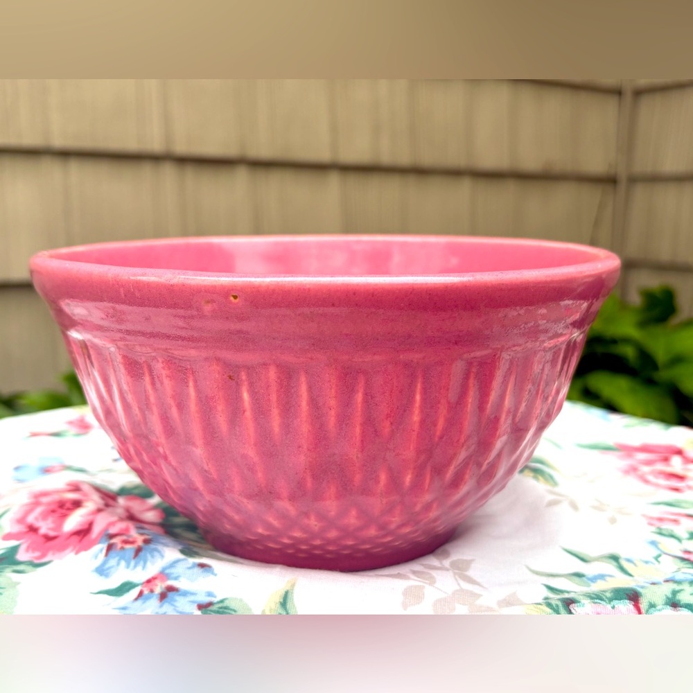 Vintage Pink Unmarked 8" Ceramic Mixing Bowl